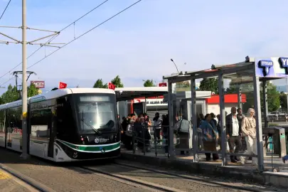 Kocaeli’de çift dizi tramvay dönemi başlıyor