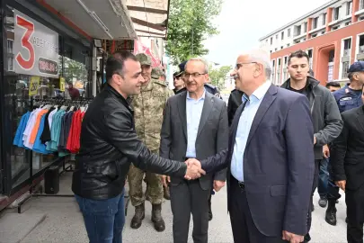 Malatya'da deprem sonrası yerinde Başkan Er'den 'geçmiş olsun' ziyareti