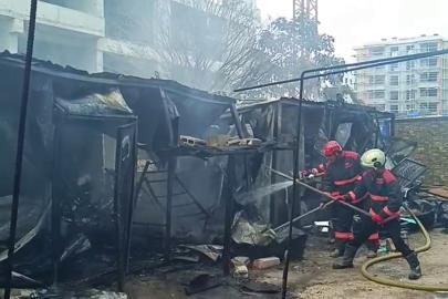 Malatya'da işçilerin kaldığı konteynerlerde yangın