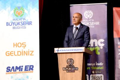 Malatya'da "Savunma Sanayii Üzerine" gençlik buluşması