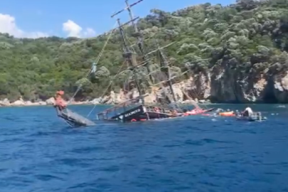 Marmaris'te tur teknesi battı