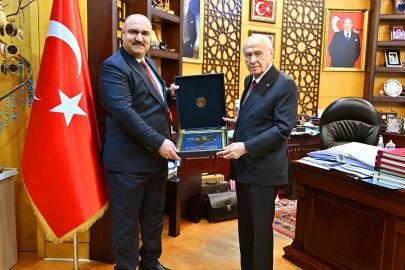 MHP Genel Başkanı Bahçeli, Kerkük Valisi Ağa'yı kabul etti