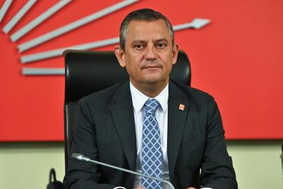 Özgür Özel, CHP Grup Başkanı seçildi