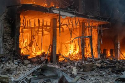 Rusya Kiev'i balistik füzelerle vurdu