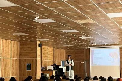 Sarıkamış Fen Lisesi’nde Yeşilay farkındalık eğitimi düzenlendi