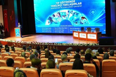 "Tıp Eğitiminde Yenilikçi Yaklaşımlar" çalıştayı başladı