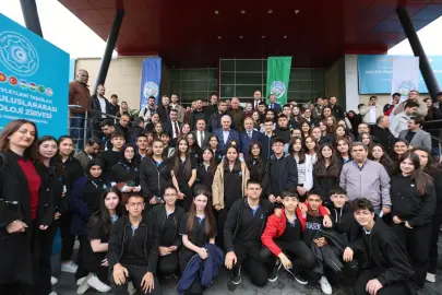 Uluslararası Türkoloji Zirvesi'ne yoğun ilgi