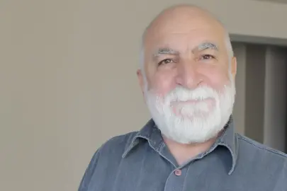 Yazar Mustafa Özke’nin ‘Dışarıdaki Ben’ öyküsü 100 binlere ulaştı