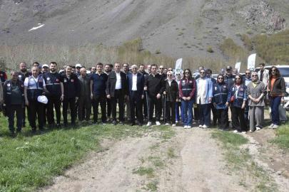 Dünya Çevre Günü’nde Nemrut için temizlik seferberliği