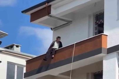 Iğdır’da inşaatın 4. katına çıkan şahsı polis ekipleri ikna etti