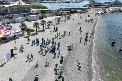 İstanbul Beylikdüzü'nde deniz dibi ve kıyı temizliği