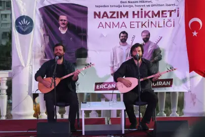 İzmir Karabağlar'da Nazım Hikmet'in dizeleri yankılandı