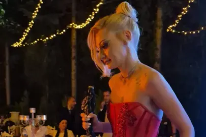 Kanal 7’nin parlayan yıldızı Nevide Çiçek'ten olay yaratan gece
