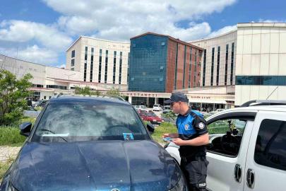 Kars’ta hastane otoparklarında hırsızlığa karşı polis uyarısı