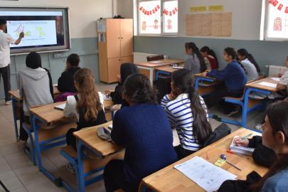 Şırnaklı öğrencilerin sınav heyecanına Mehmetçik'ten destek