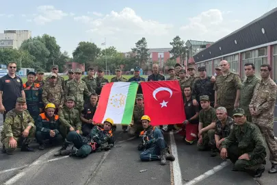 Konya Büyükşehir’den Tacikistan’da yüksek katlı yapılara müdahale eğitimi