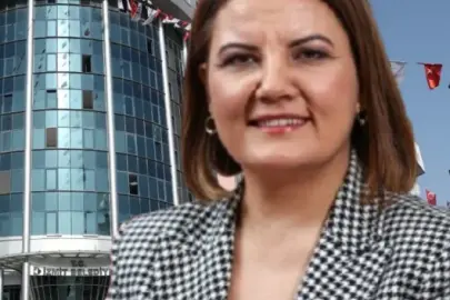 Tutuklanan İzmit Belediye Başkanı Fatma Kaplan Hürriyet görevden uzaklaştırıldı