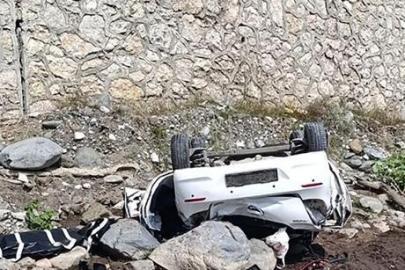 Adana’da otomobil dereye uçtu: 2 can kaybı, 1 yaralı