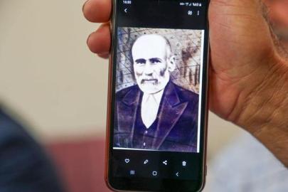 Arşivde saklandı! Tam 113 yıl sonra gelen mektup! Vali: Çok kıymetli bir hatırayı ulaştırdık