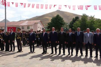 Bitlis’te 30 Ağustos Zafer Bayramı kutlandı