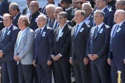 Hayatını kaybeden eski CHP Genel Başkan Vekili Cevdet Selvi için TBMM'de tören düzenlendi