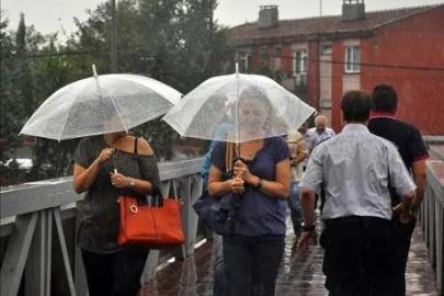 İstanbul’da hafta sonu planı yapanlar dikkat! AKOM’dan yeni hava tahmini