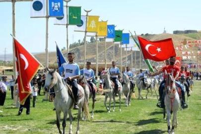 Malazgirt Zaferi'nin yıl dönümü birçok ilden ziyaretçinin katılımıyla kutlanacak