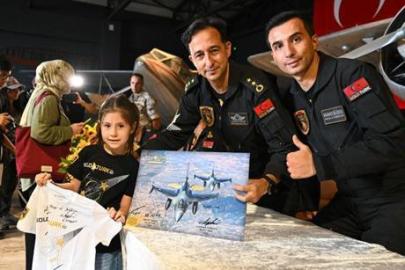 SOLOTÜRK pilotları vatandaşlarla buluştu! Küçük kızın hayali, etkinliğe damga vurdu
