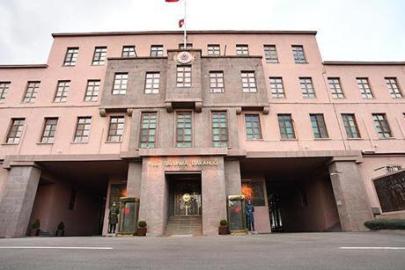 Son dakika.... MSB’den İsrail’in Ebu Ez-Zuhur saldırısına tepki: Ebu Ez-Zuhur hava üssünde Türk askeri bulunmuyordu