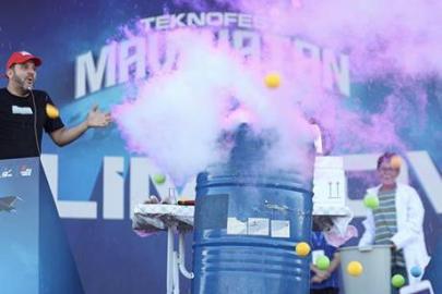 TEKNOFEST Mavi Vatan'da minik bilim insanları sahnede