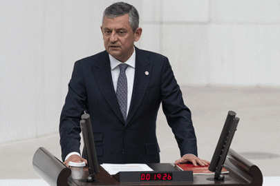 Yeni Parti Genel Başkanı Özel: Türkiye'nin geleceğinin önünü açacak bir sorumluluğu üstleniyorum