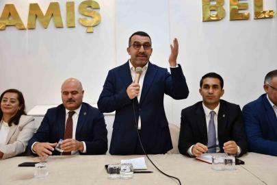 AK Parti heyetinden Sarıkamış’ta gövde gösterisi: Teşkilat buluşması ve yatırımlar sahada incelendi