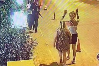Antalya'da şaşkına çeviren görüntü! Oyuncak tüfekle dolaşan kişi gözaltına alındı