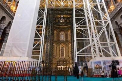 Ayasofya'nın mihrap bölümündeki kubbede güçlendirme çalışmaları başlıyor