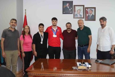 Elazığ Belediyespor sporcusu Avrupa ikinci oldu
