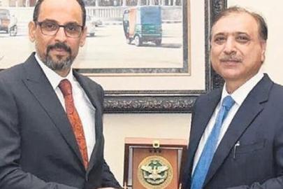 MİT Başkanı’ndan, Afganistan’ın ardından Pakistan’a ziyaret
