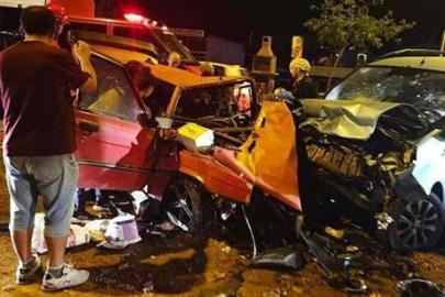 Muğla Fethiye’de feci kaza kamerada! Ölü ve yaralılar var