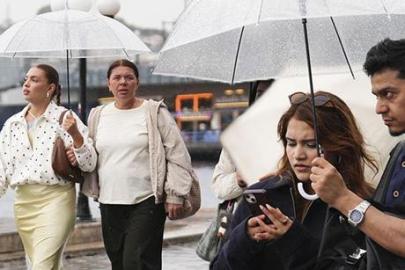 Son dakika... İstanbul dahil 14 kentte sağanak alarmı! Hafta sonu için kritik uyarı geldi