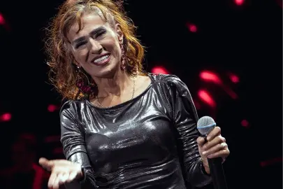 Yıldız Tilbe, Ataköy Marina Açık Hava Sahnesi’nin perdesini açtı!