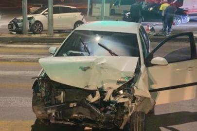 Aksaray’da feci kaza! 4 araç birbirine girdi: 3 yaralı