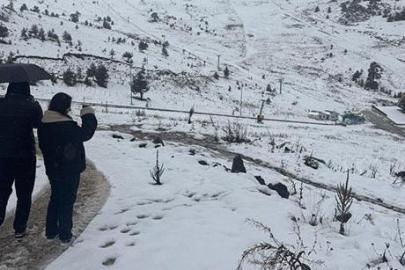 Bolu'da yüksek kesimlerde kar yağışı etkili oldu