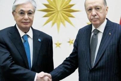 Erdoğan, Tokayev’i resmi törenle karşıladı! Kazakistan’la ilişkiler güçlenecek
