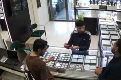 Esenyurt'taki kuyumcu saldırısına ait şok görüntüler! ‘Senin için adam vururum’