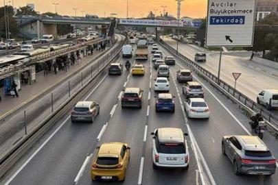 İstanbul'da akşam saatlerinde trafik kilit! Yoğunluk yüzde 83'e çıktı