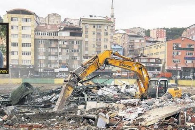 Kayıplar aranıyor yıkım sürüyor