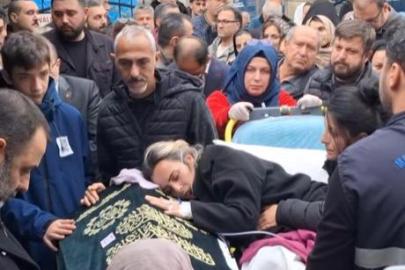 Maltepe’de çöken binada hayatını kaybeden 5 yaşındaki Gülce'nin cenazesinde yürek yakan anlar! Annesi sedyeyle getirildi