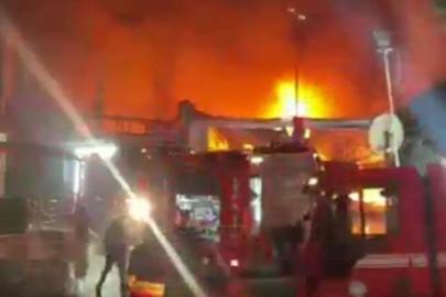 Manisa OSB'de korkutan yangın! Akü fabrikasında yangın çıktı