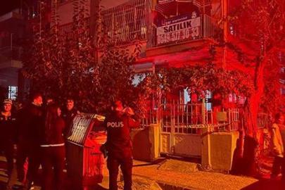 Mersin'de zemini çöken bina tahliye edildi! 'Yağmur suları toprağı boşalttı'