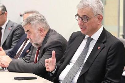 Sağlık Bakanı Memişoğlu, Singapur'da ziyaretlerde bulundu