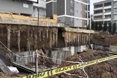 Samsun Atakum'da korku dolu anlar! 5 katlı binanın temelinde toprak kaydı: Apartman boşaltıldı